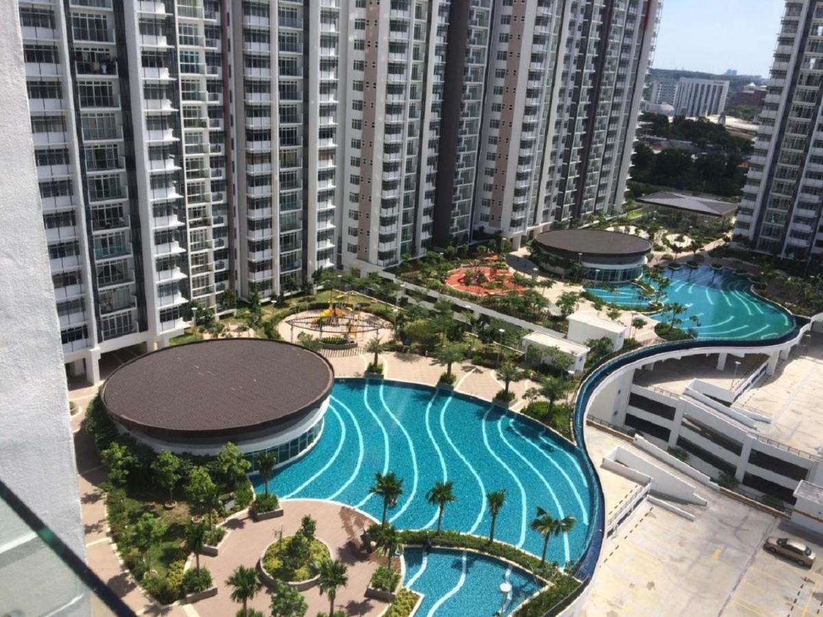 Putrajaya Dwiputra 6 Plus 1 Pax Blissful Fully Air-Con Suite エクステリア 写真